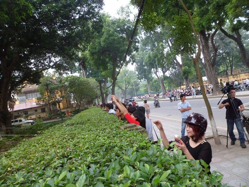Dòng người tiếc thương Đại tướng Võ Nguyên Giáp - ảnh 8