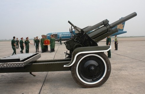 Hình ảnh máy bay ATR 72 vận chuyển thi hài Đại tướng Võ Nguyên Giáp - ảnh 8