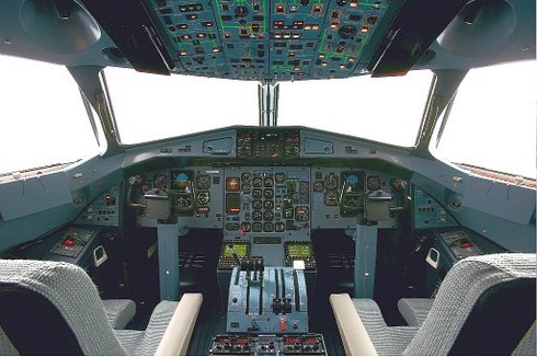 Hình ảnh máy bay ATR 72 vận chuyển thi hài Đại tướng Võ Nguyên Giáp - ảnh 11