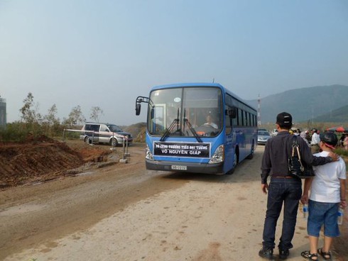 Tin, ảnh mới nhất về Lễ truy điệu, an táng Đại tướng Võ Nguyên Giáp sáng 13-10 - ảnh 55