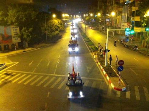 Tang lễ Đại tướng Võ Nguyên Giáp: Đoàn xe rước linh cữu tập trong đêm - ảnh 5