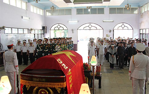 Giây phút hi sinh của Trung uý Đinh Văn Nam ở Trường Sa - ảnh 3