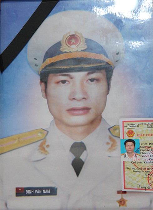 Giây phút hi sinh của Trung uý Đinh Văn Nam ở Trường Sa - ảnh 1