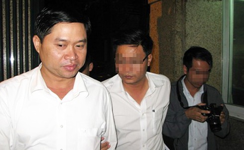 Bác sĩ Tường mang xác nạn nhân đi nơi khác vứt nhưng không thành - ảnh 1