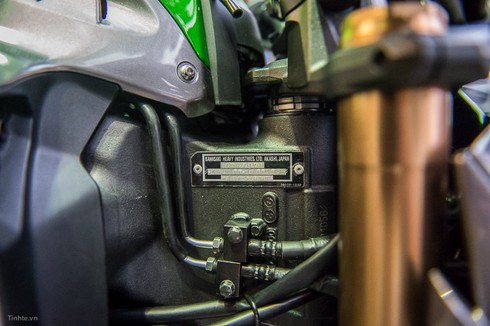 Cận cảnh xe máy giá gần 600 triệu tại Việt Nam - ảnh 14