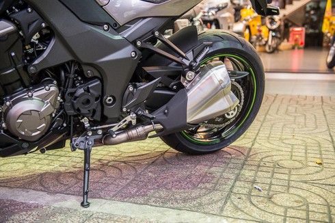 Cận cảnh xe máy giá gần 600 triệu tại Việt Nam - ảnh 17