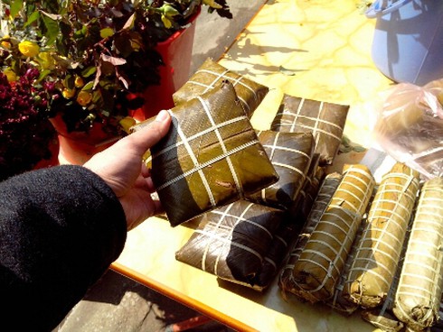 Cúng ông Công, ông Táo với bánh chưng