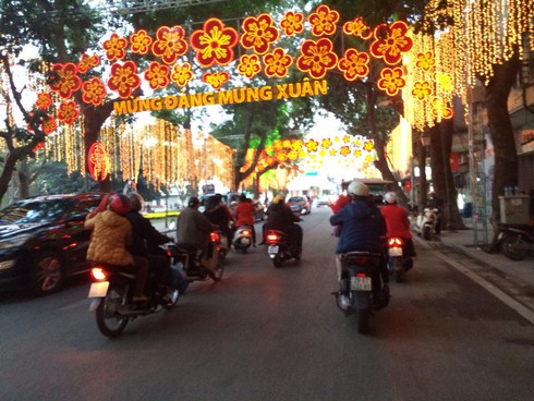 Không khí đón giao thừa Giáp Ngọ 2014 - ảnh 115