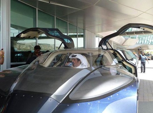 Cận cảnh siêu bus có thể chạy 255km/h ở Dubai - ảnh 9