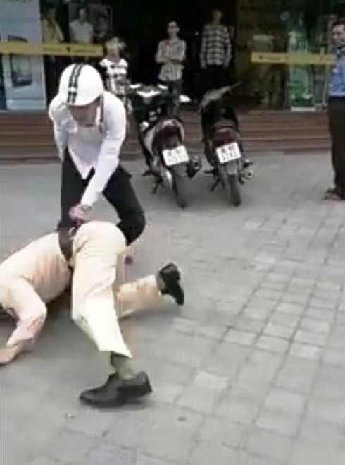 PGĐ Công an Thanh Hóa nói về vụ CSGT bị đánh - ảnh 2