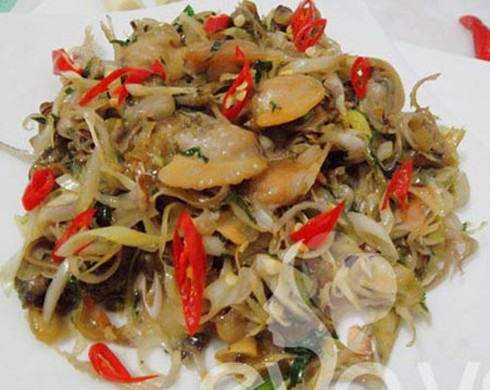 Thơm ngon trai xào sả - ảnh 1