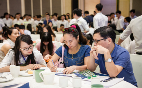 Vinhomes Times City: Hơn 300 căn hộ Park 7, Park 8 có chủ sau 3 giờ mở bán - ảnh 2