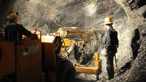 Thu giấy phép đại gia vàng Phước Sơn: Cấm hoạt động khi chưa nộp nợ thuế trăm tỷ - ảnh 1