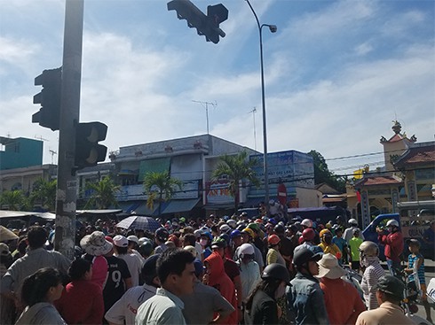 Nam thanh niên bị bắn chết khi đang dừng đèn đỏ - ảnh 2