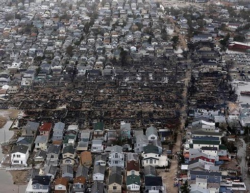 Mỹ tan hoang trong bão Sandy, 50 người chết - ảnh 3
