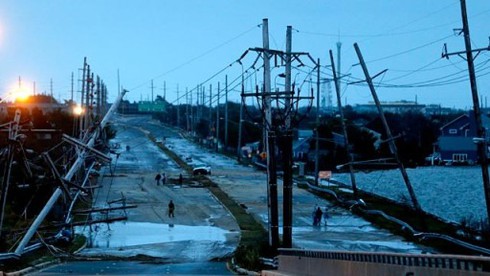 Mỹ tan hoang trong bão Sandy, 50 người chết - ảnh 1