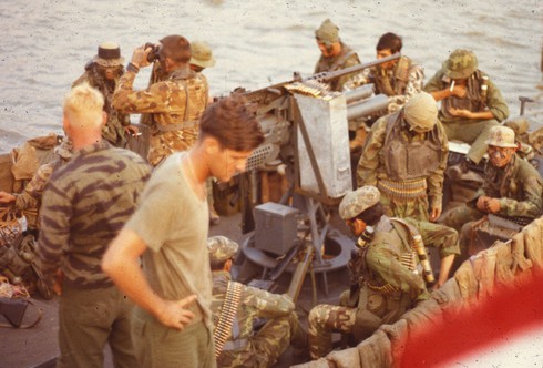 Chân dung tân Ngoại trưởng Mỹ John Kerry - ảnh 2