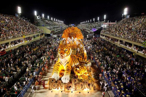 Ngất ngây với lễ hội Carnival ở Brazil - ảnh 12
