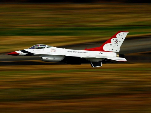 Vất vả như lính phi công Mỹ - ảnh 24