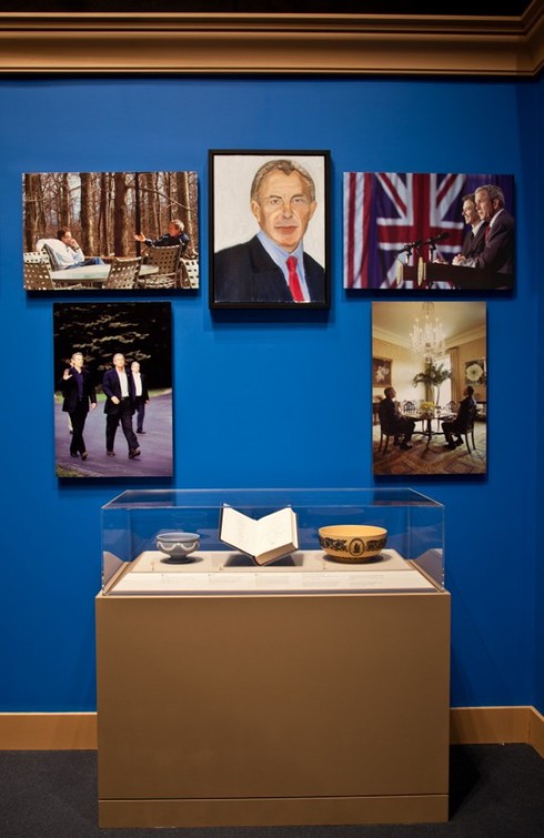 Nghề tay trái của Tổng thống Mỹ George Bush - ảnh 1