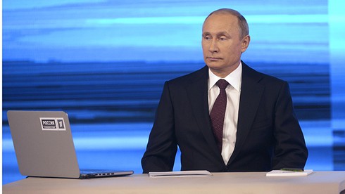 Putin: ‘Vớ vẩn! Không lính Nga nào ở miền đông Ukraine cả’ - ảnh 1