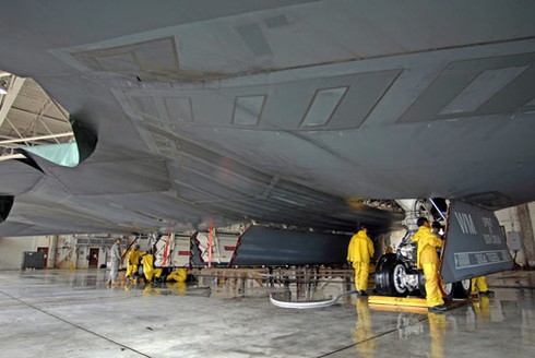 B-2 Spirit: 25 năm tồn tại của Tinh thần Chiến tranh Mỹ - ảnh 10