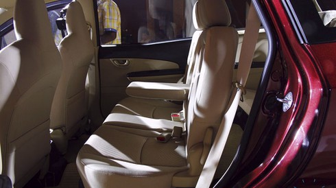 Xe 7 chỗ gia đình Honda Mobilio giá chỉ 230 triệu - ảnh 12