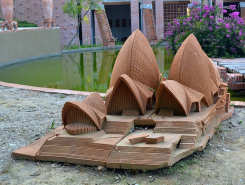 Ngắm “kỳ quan thế giới” làm từ gốm tuyệt đẹp ở Hội An - ảnh 7