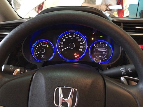 Honda City 2014 chính thức ra mắt - Giá bán từ 552 triệu đồng - ảnh 3