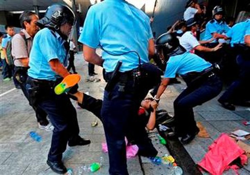 Tin thế giới 18h30: Mỹ muốn Nga đánh IS, Ukraine thoát