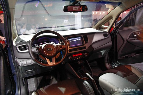 Chi tiết Kia Rondo có giá bán từ 729 triệu đồng tại Việt Nam - ảnh 4