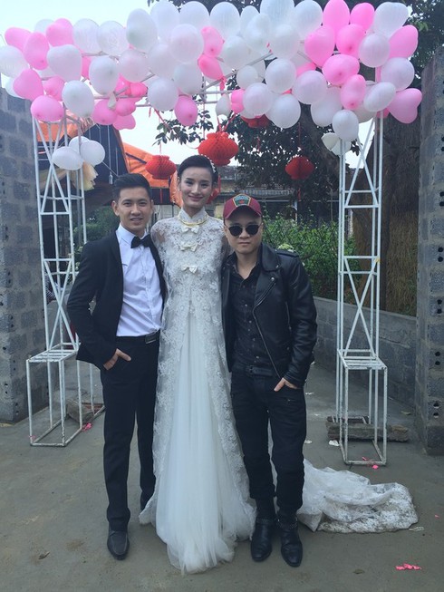 Đám cưới mộc mạc của Lê Thúy Nexttop Model tại quê nhà Quảng Bình - ảnh 4