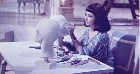 Ghê rợn với những công thức tạo màu sắc thời trung cổ - ảnh 2