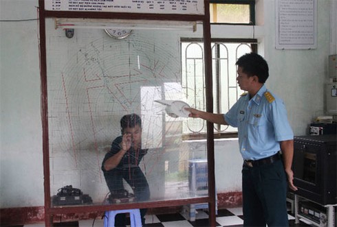 Mắt thần cửa biển - ảnh 1