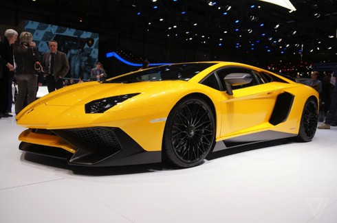 Cận cảnh Lamborghini Aventador Superveloce - ảnh 25
