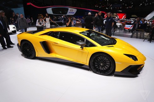 Cận cảnh Lamborghini Aventador Superveloce - ảnh 22