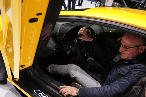 Cận cảnh Lamborghini Aventador Superveloce - ảnh 21