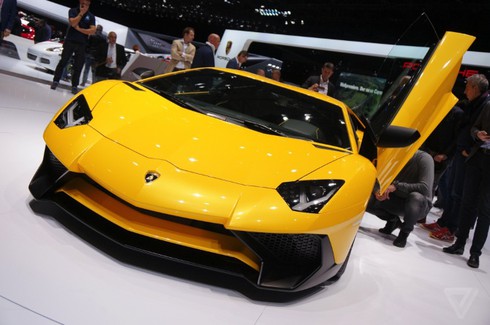 Cận cảnh Lamborghini Aventador Superveloce - ảnh 11