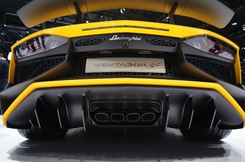 Cận cảnh Lamborghini Aventador Superveloce - ảnh 7
