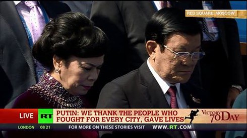 Hình ảnh Chủ tịch nước Trương Tấn Sang trong lễ duyệt binh Ngày chiến thắng - ảnh 3