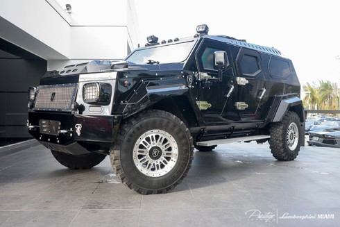 Conquest Knight XV - xe bọc thép hạng sang, giá 800.000 USD - ảnh 3