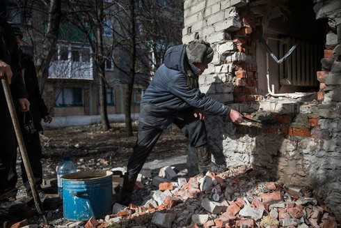Sau xung đột, Ukraine có đủ khả năng phục hồi Donbass? - ảnh 2