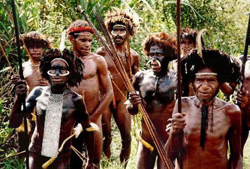 Phát hiện chấn động về bộ tộc ăn não người ở Papua New Guinea - ảnh 3