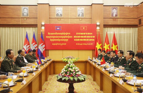 Bộ trưởng Quốc phòng Campuchia thăm Việt Nam - ảnh 3