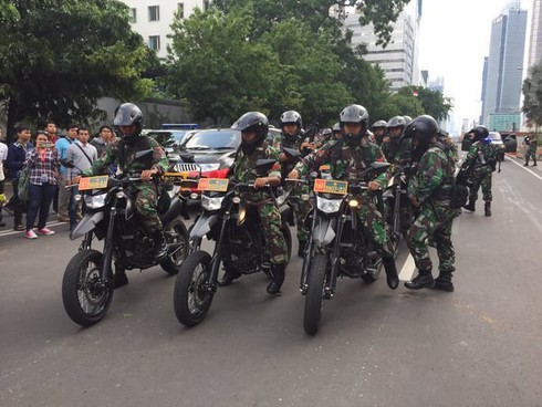 Tin thế giới 18h30: Bôi nhọ