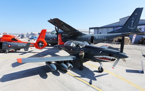 Đã mắt với các loại phi cơ ở triển lãm quân sự FIDAE 2016 - ảnh 7