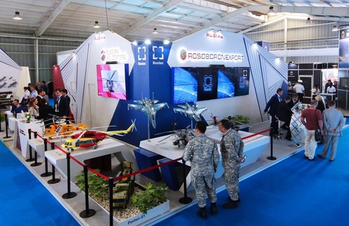 Đã mắt với các loại phi cơ ở triển lãm quân sự FIDAE 2016 - ảnh 12