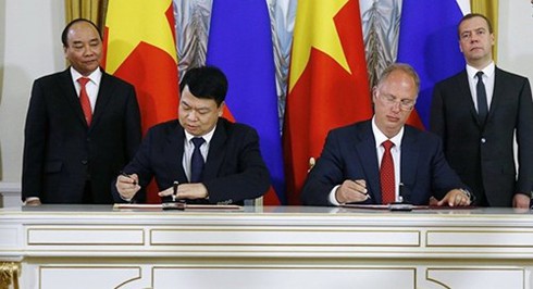 Việt Nam ký 7 văn kiện quan trọng với Liên Bang Nga - ảnh 1