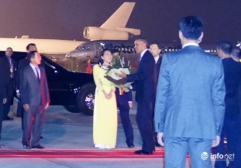 Tổng thống Barack Obama đã đến Việt Nam - ảnh 5