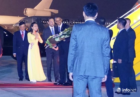 Tổng thống Barack Obama đã đến Việt Nam - ảnh 6